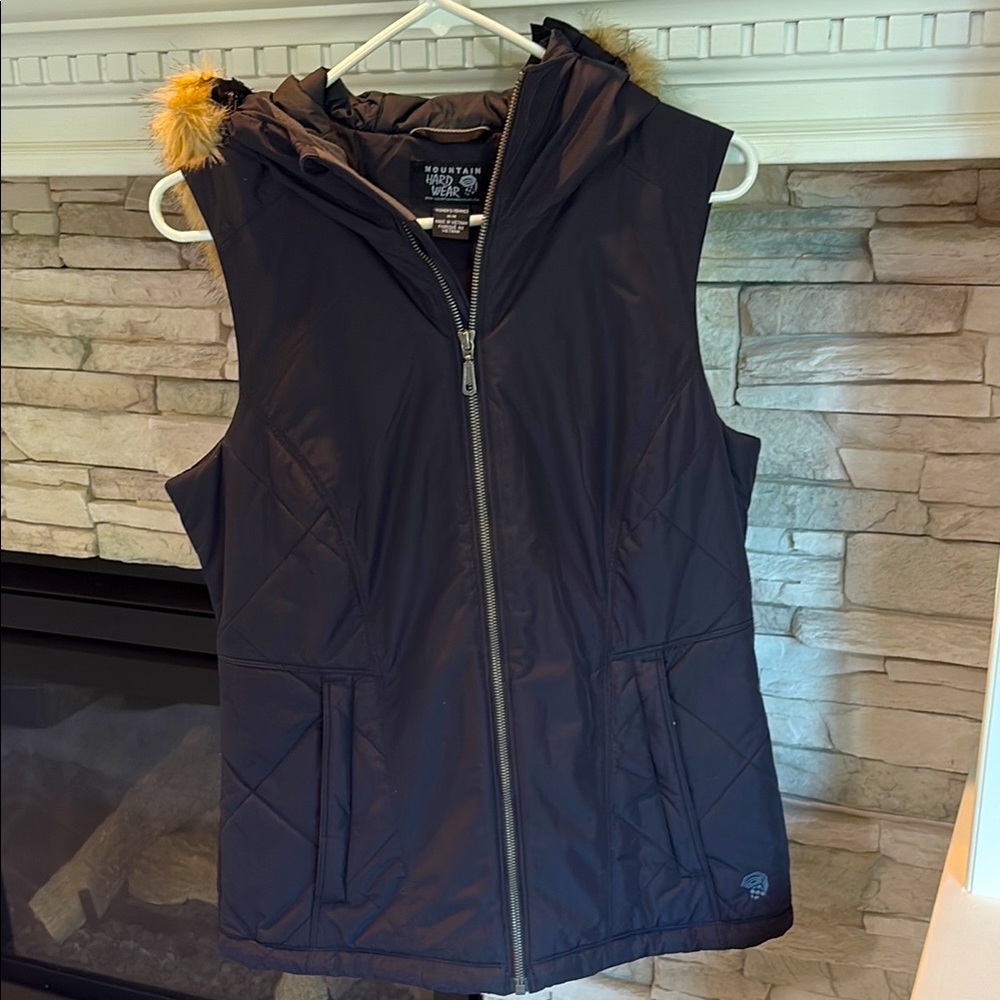 Mountain HardWear Hooded Vest